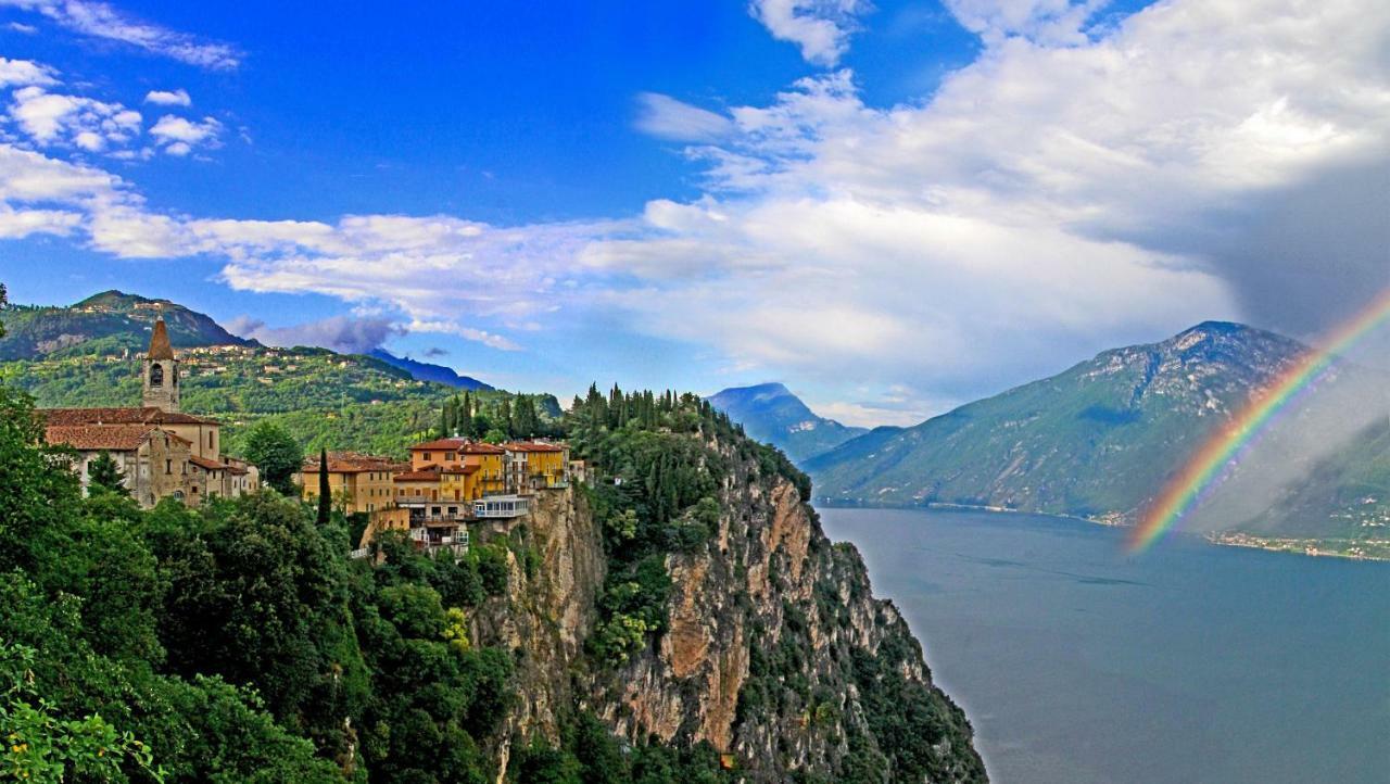 Villa Paradiso Pieve By Gardadomusmea *